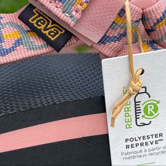 NWT Teva universal flatform sandal in ziggy rose tan - Picture 10 of 11